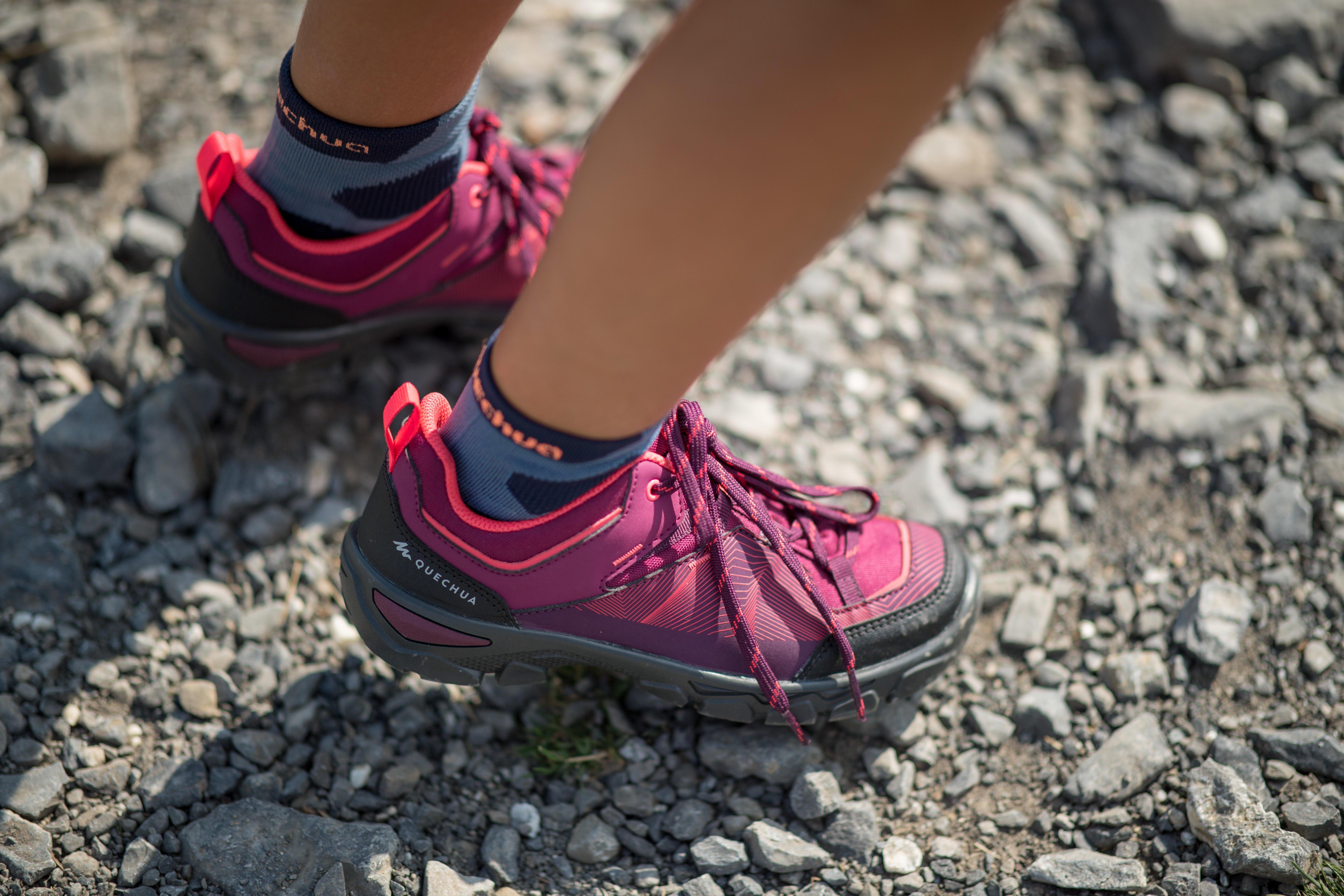 QUECHUA  Chaussures de randonnée enfant basses avec lacet MH120 LOW violettes 