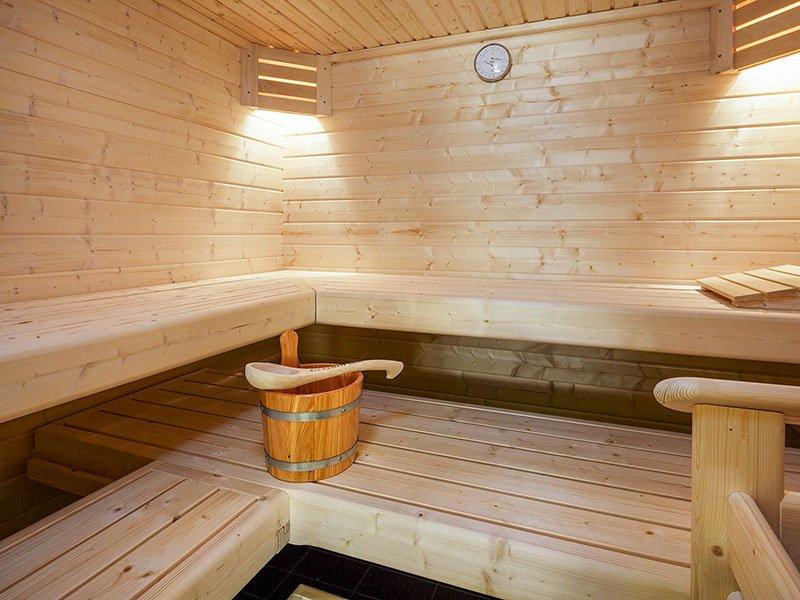 Smartbox  Escapade de 2 jours en amoureux à Zurich dans un hôtel moderne 4 * avec sauna et salle de fitness - Coffret Cadeau 