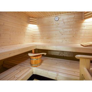 Smartbox  Escapade de 2 jours en amoureux à Zurich dans un hôtel moderne 4 * avec sauna et salle de fitness - Coffret Cadeau 