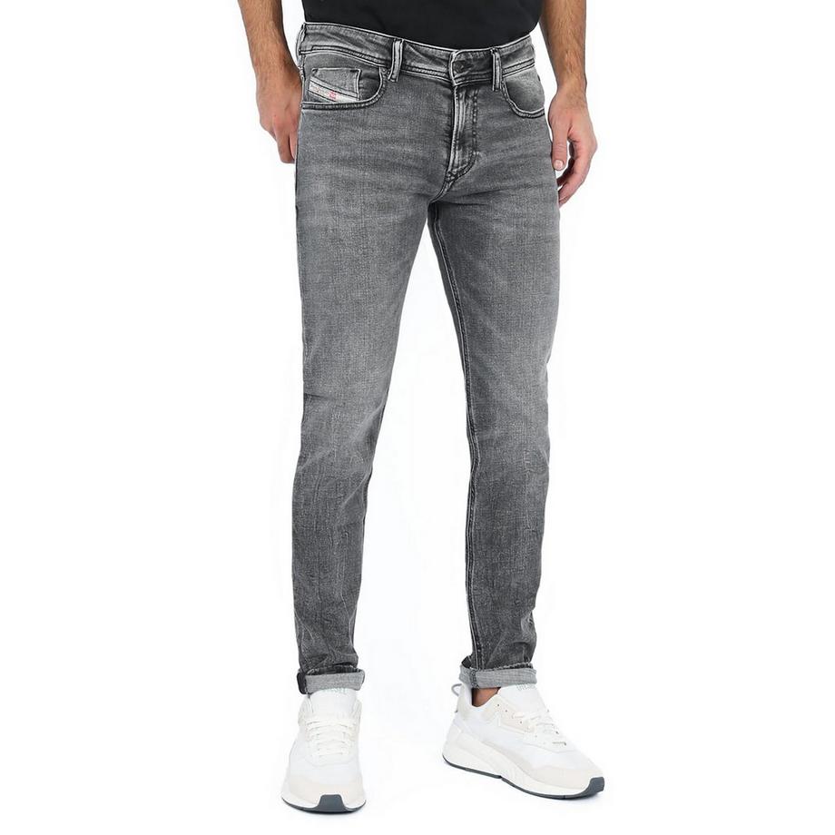 DIESEL 1979 Sleeker Regular Fit Jeans  