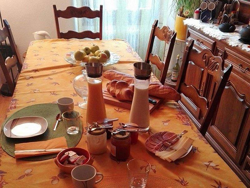 Smartbox  2-tägiger Aufenthalt mit Abendessen, Mittagessen und Eselritt in der Nähe von Yverdon-les Bains - Geschenkbox 