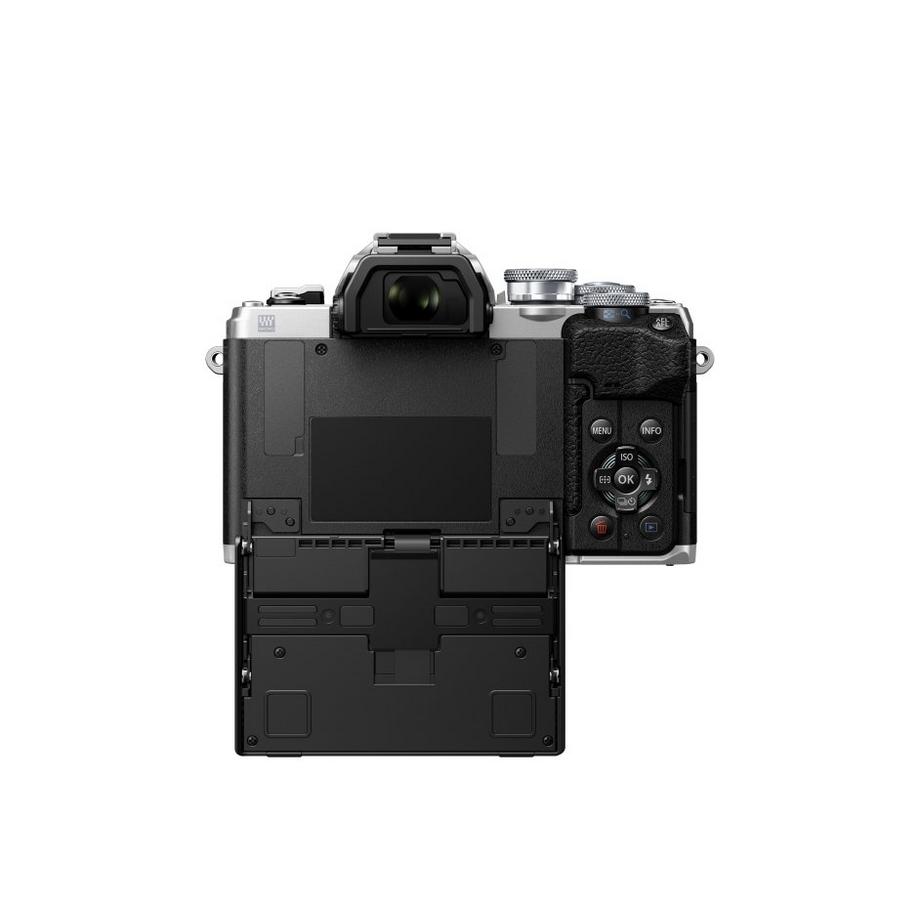 OLYMPUS  OM-D E‑M10 Mark IV + 14-150mm 