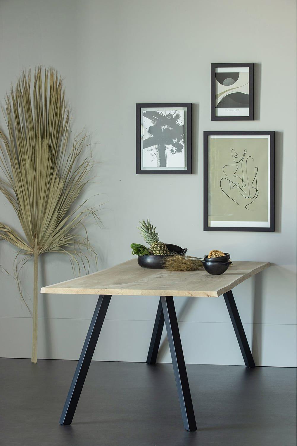 mutoni Table à manger Tablo chêne FSC avec bordure en arbre 199x90 pied carré  