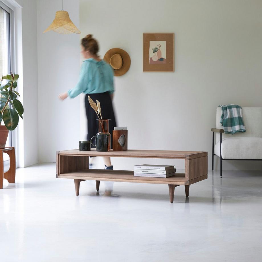 Table basse en noyer massif Jonàk