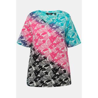 Ulla Popken  T-shirt long à manches courtes et col V - motif palmiers et dégradé de couleurs 