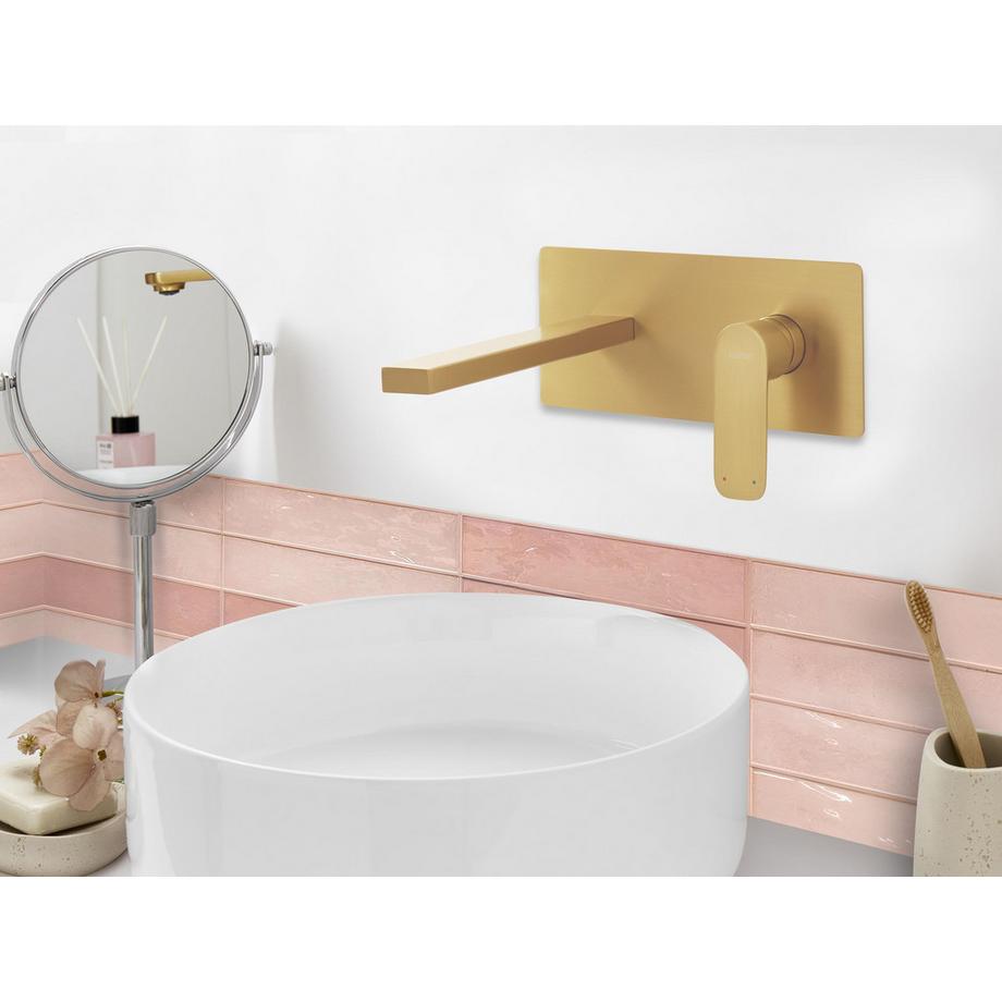 Beliani Robinet de lavabo mural en Laiton  DICHATO  