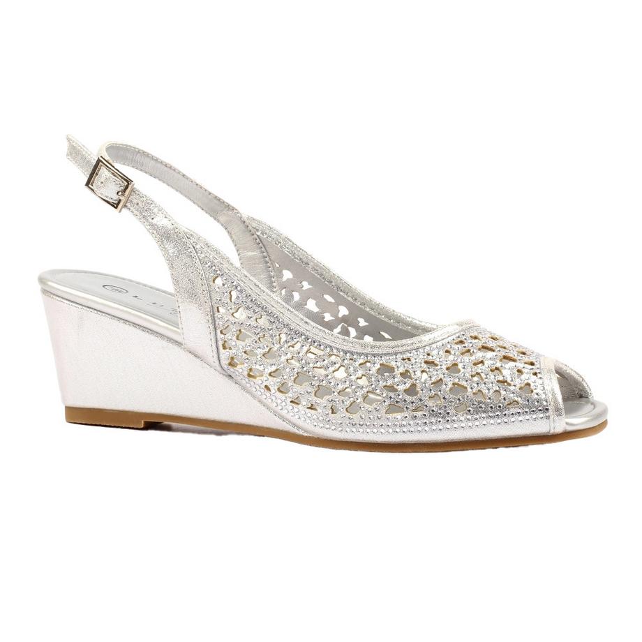 Ramona Sandalen , Keilabsatz