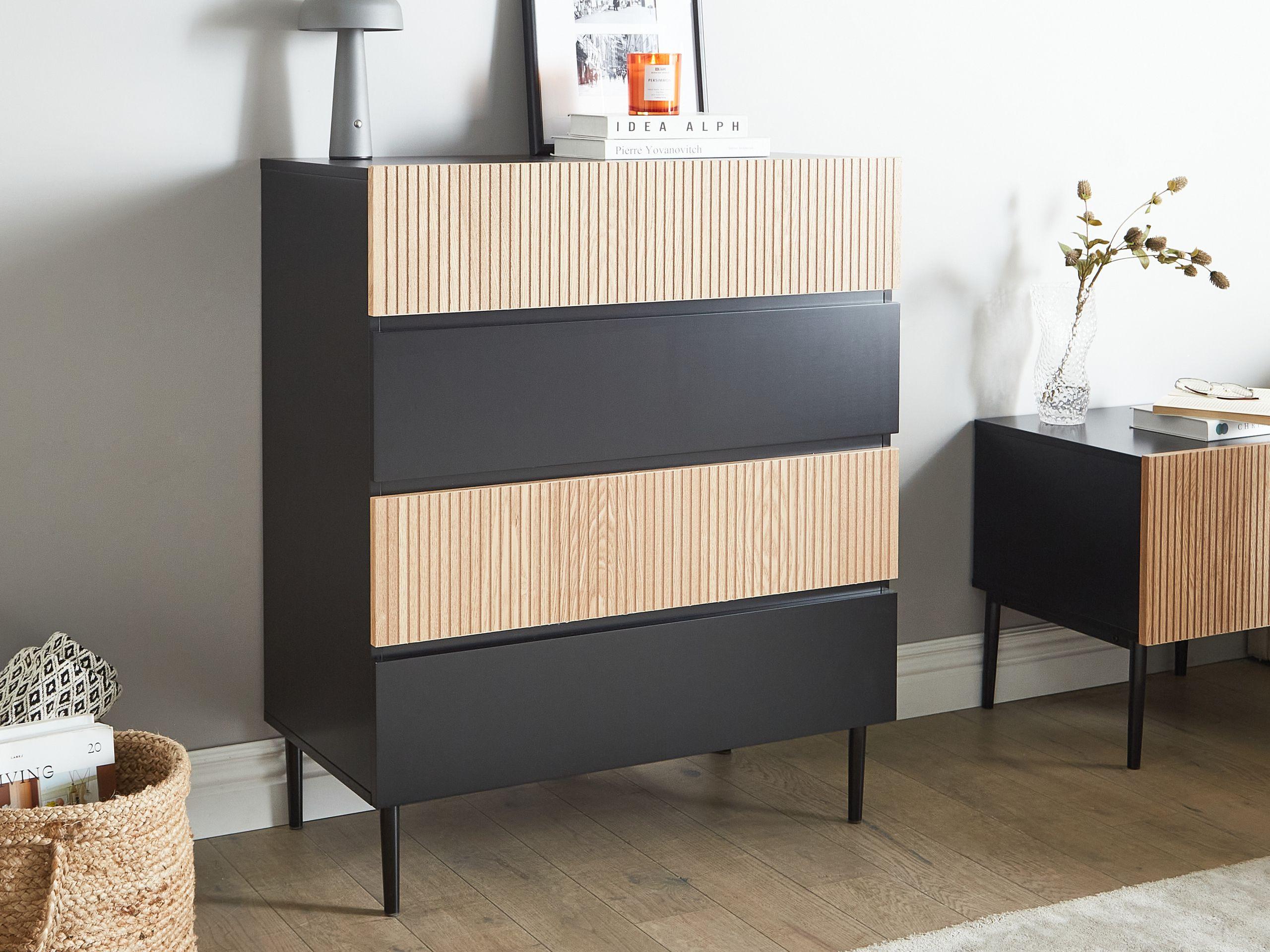 Beliani Cassettiera 4 cassetti en Fibra a media densità (MDF) Moderno BLYTHE  