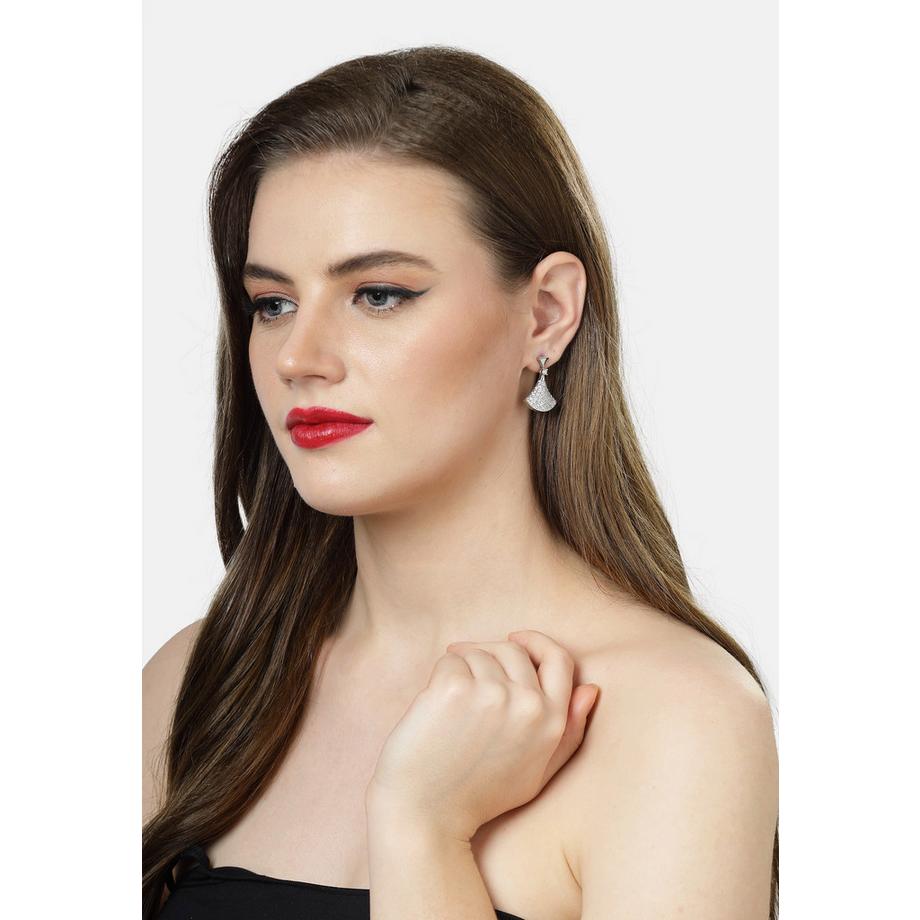 AVANT-GARDE PARIS  Schimmernde Edle Tropfenohrringe 