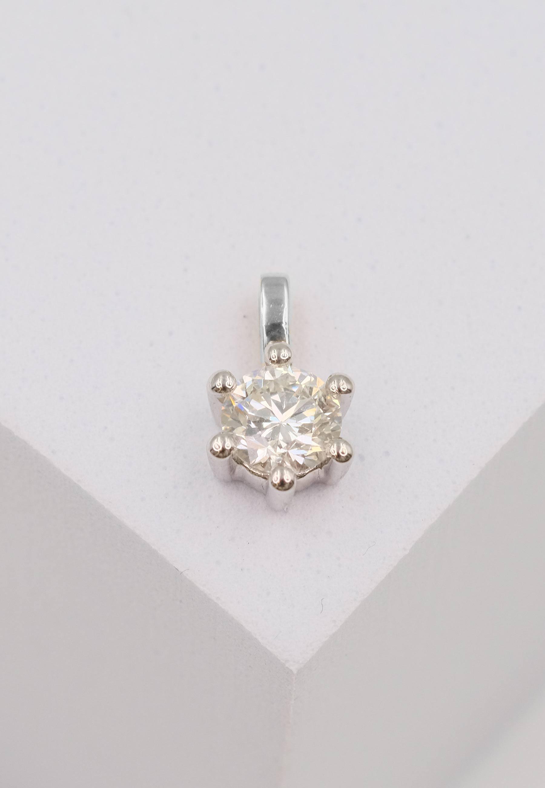 MUAU Schmuck  Solitär Anhänger 6-Griff-Fassung Weissgold 750 Diamant 0.50ct. 9x8mm 