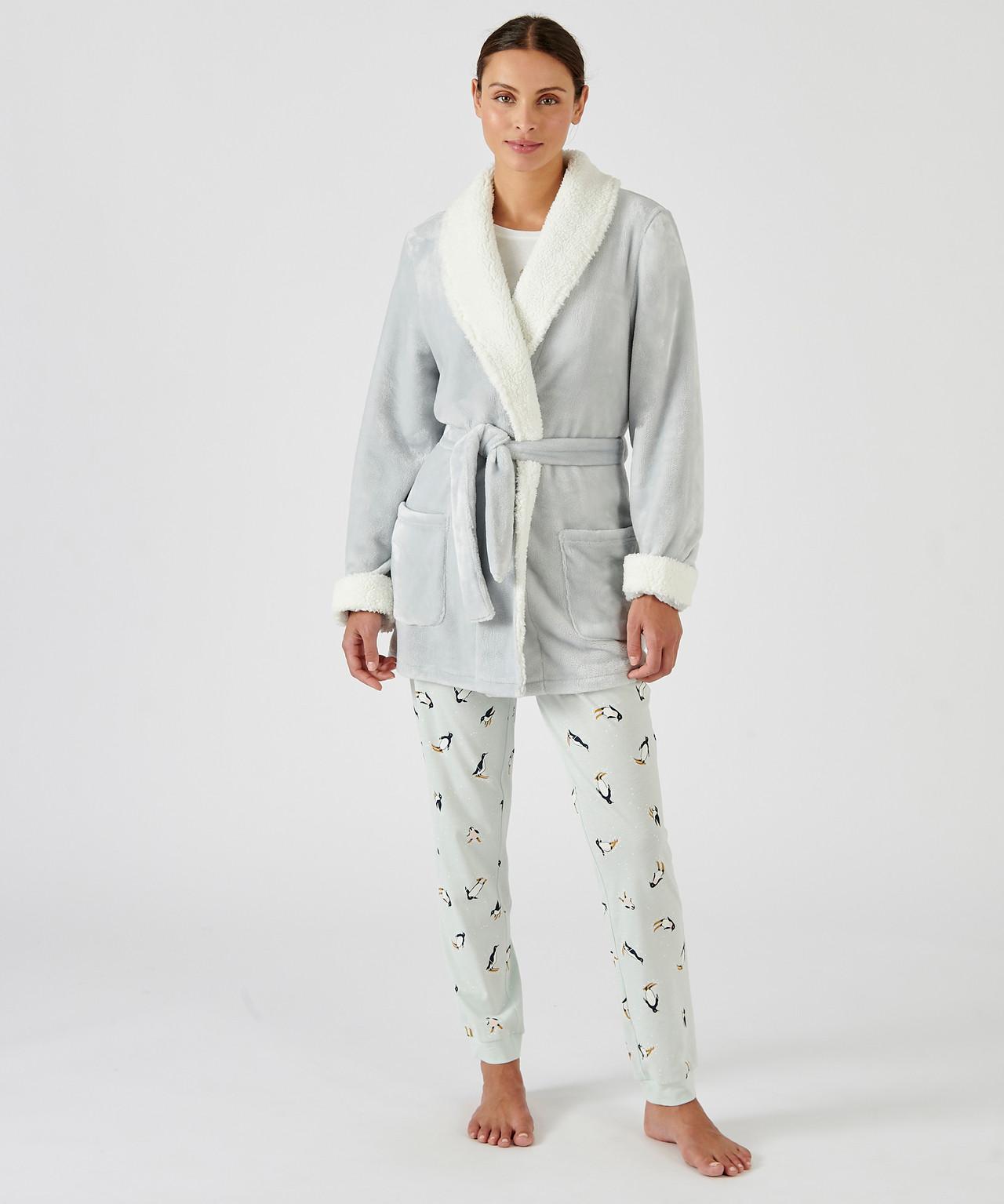 Image of Kurze Hausjacke. Damen Grau 54/56