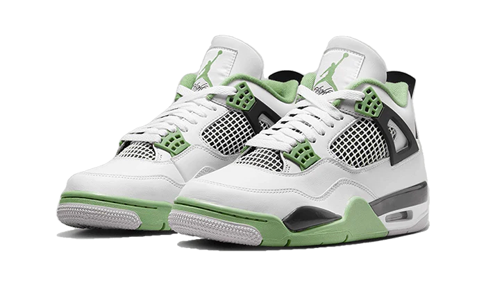 NIKE  Air Jordan 4 Seafoam 