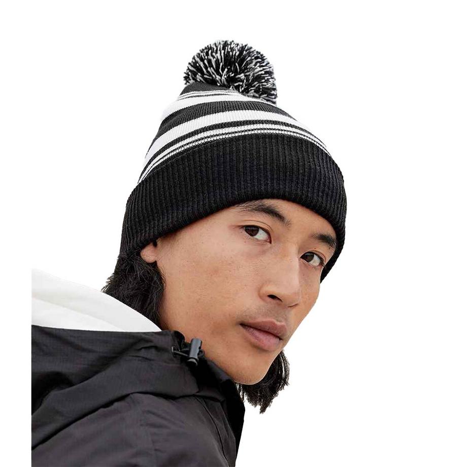 Beechfield Bonnet Rayé avec Pompon  