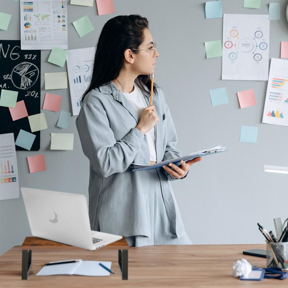 Northix  Supporto per monitor in design industriale 