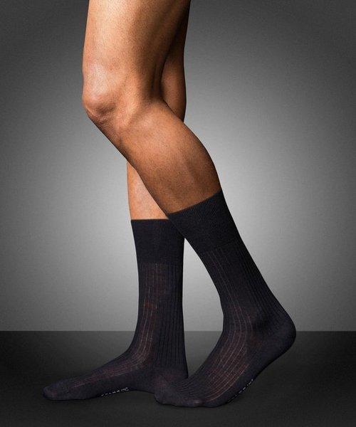 FALKE  No 7 FINEST MERINO WOOL-41-42 