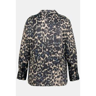 Ulla Popken  Blusa di raso con design leopardato, colletto da camicia e maniche lunghe 