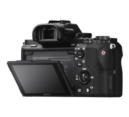 SONY  Sony α Alpha 7 II, fotocamera mirrorless con obiettivo 28-70mm, attacco E, sensore full-frame, 24.3 MP 