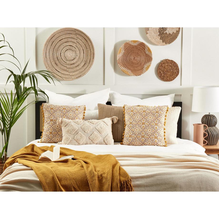 Beliani Dekokissen 2er Set aus Baumwolle Boho LYCROIS  