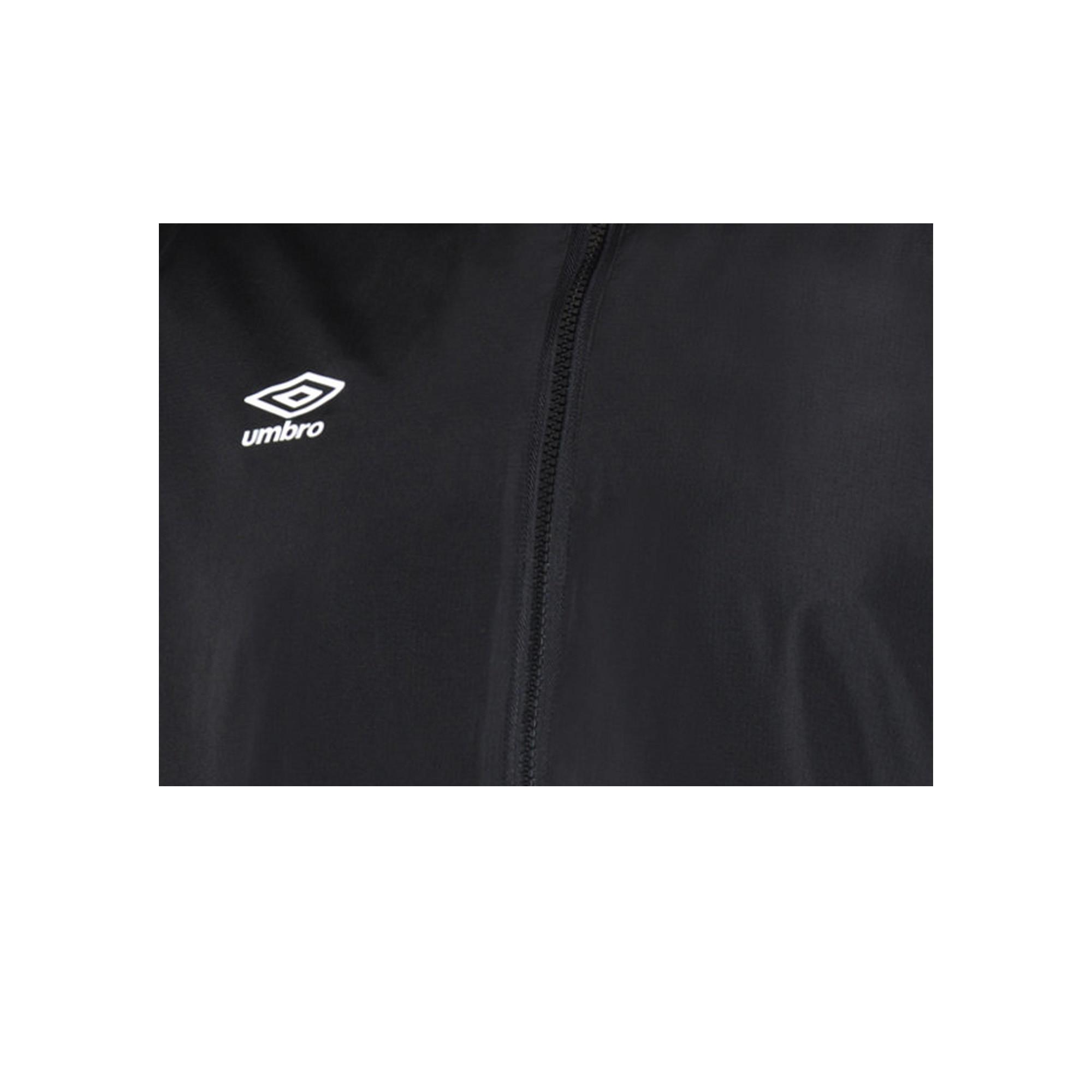 Umbro  Club Essential Jacke, wasserfest 