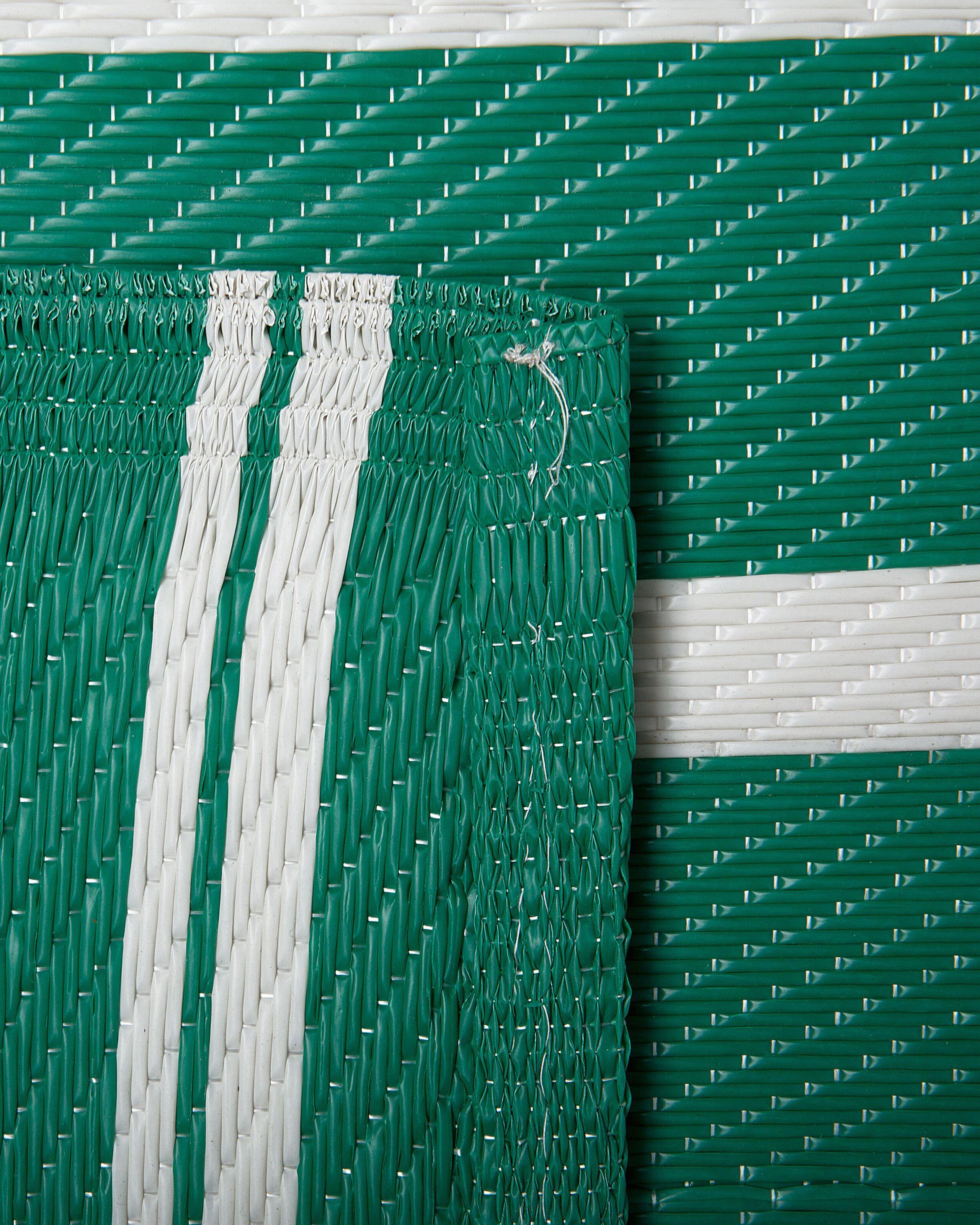 Beliani Outdoorteppich aus Polypropylen Modern HALDIA  