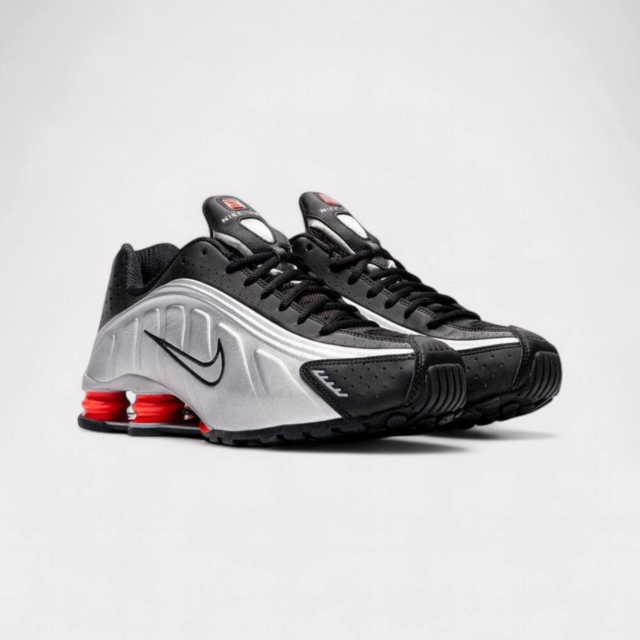 NIKE Shox R4 Sneakers  