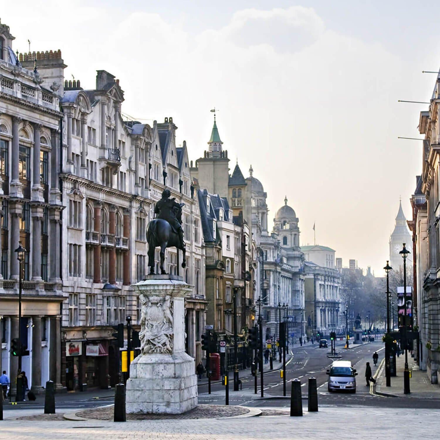Image of James Bond® London: Rundgang Zu Den Drehorten Von 007 - Geschenkbox Unisex