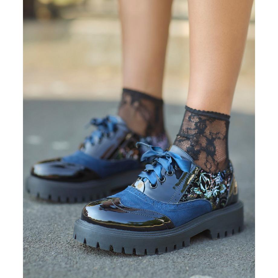 Joe Browns  Richelieus à lacets ruban avec détails floraux 