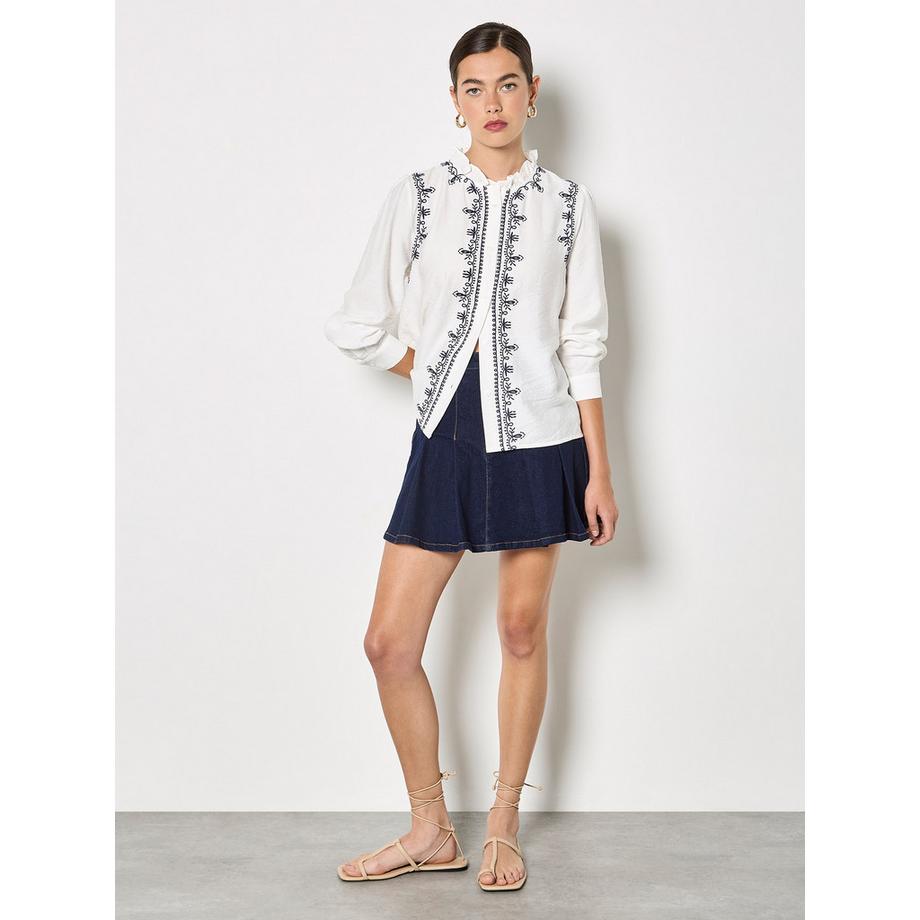 APRICOT Blouse brodée à col volanté  
