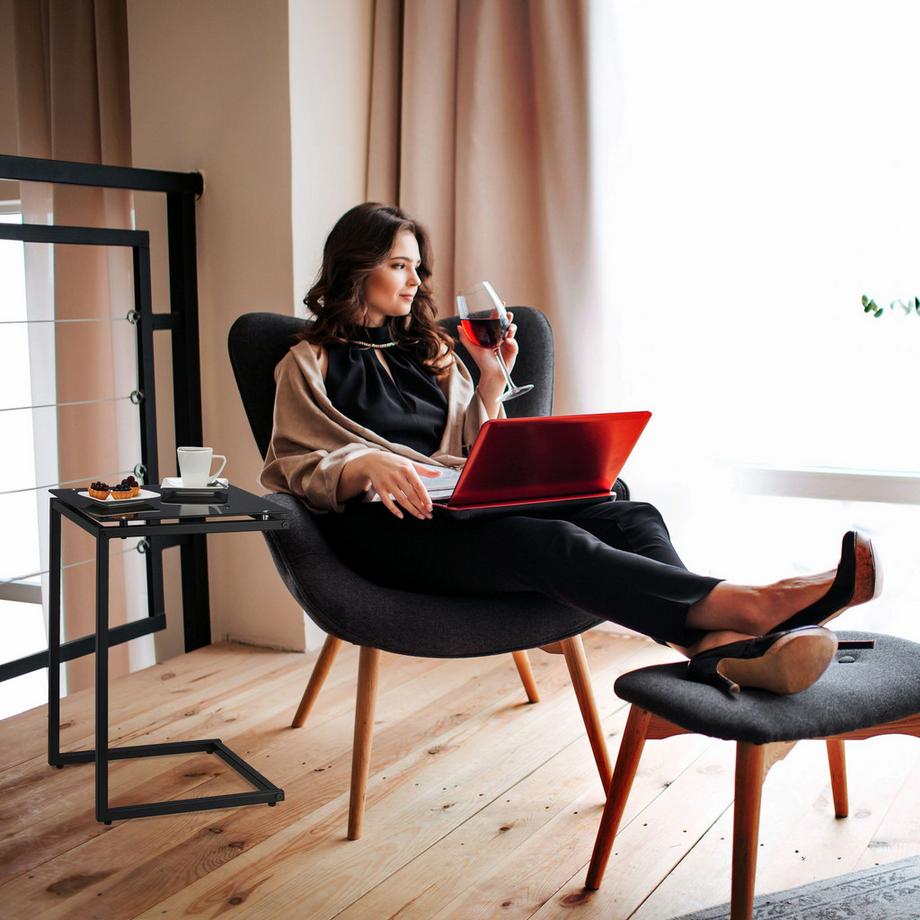 Northix Schwarzer C-förmiger Beistelltisch  