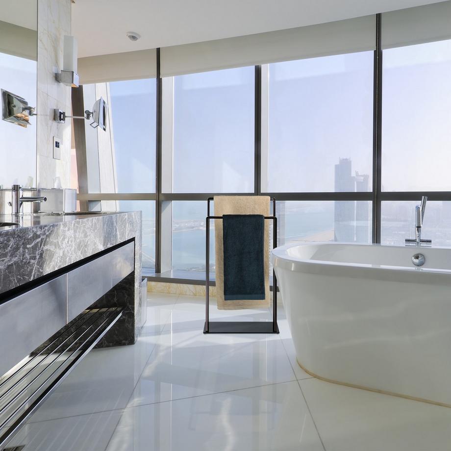 B2X Freistehender Handtuchhalter mit 2 Stangen  