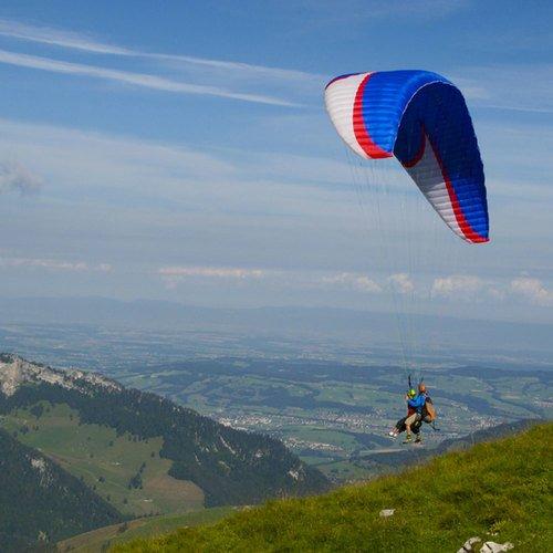 Image of Paragliding Rundlfug In Freiburg (für 1 Person) Unisex