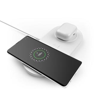 belkin  BOOST?CHARGE 2-in-1 10W Ladegerät mit zwei Ladepads 