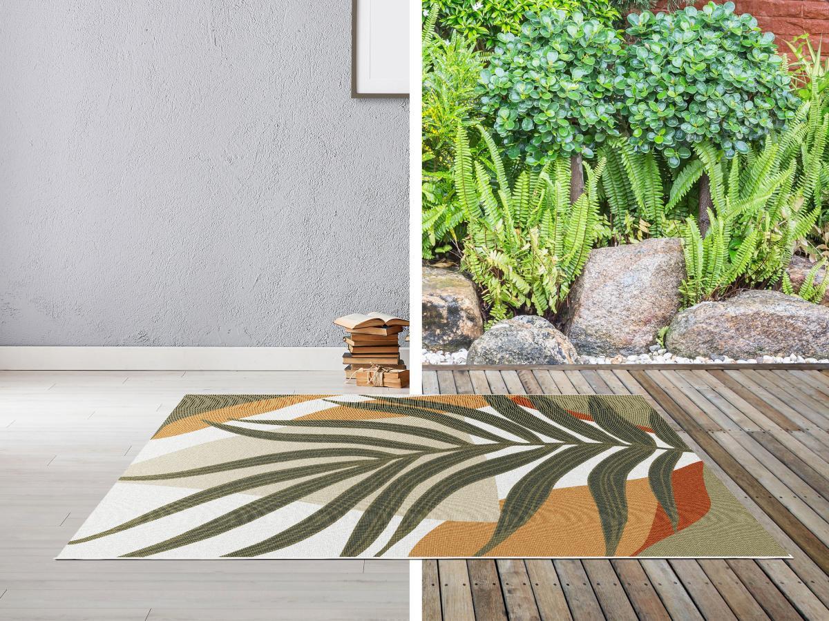 Vente-unique Tapis intérieur ou extérieur motif tropical - 150 x 200 cm - Multicolore - FLORINA  
