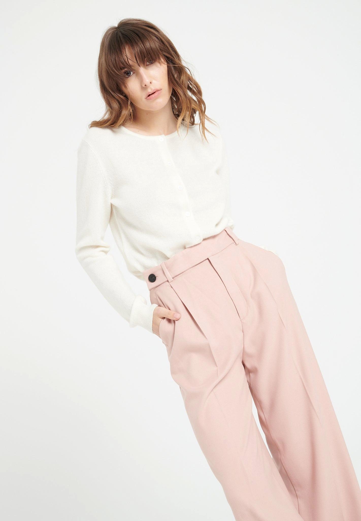 Studio Cashmere8 LILLY 4 Taillierte Strickjacke mit Rundhalsausschnitt  