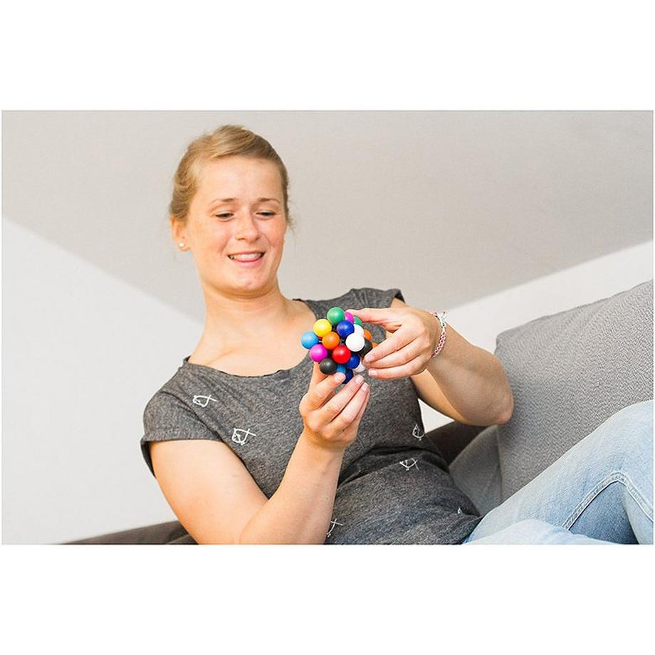 Recent Toys  Meffert's Mole Cube 