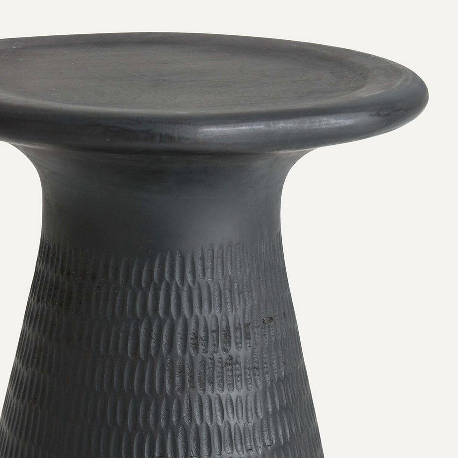 AM.PM Beistelltisch aus massivem Mangoholz  