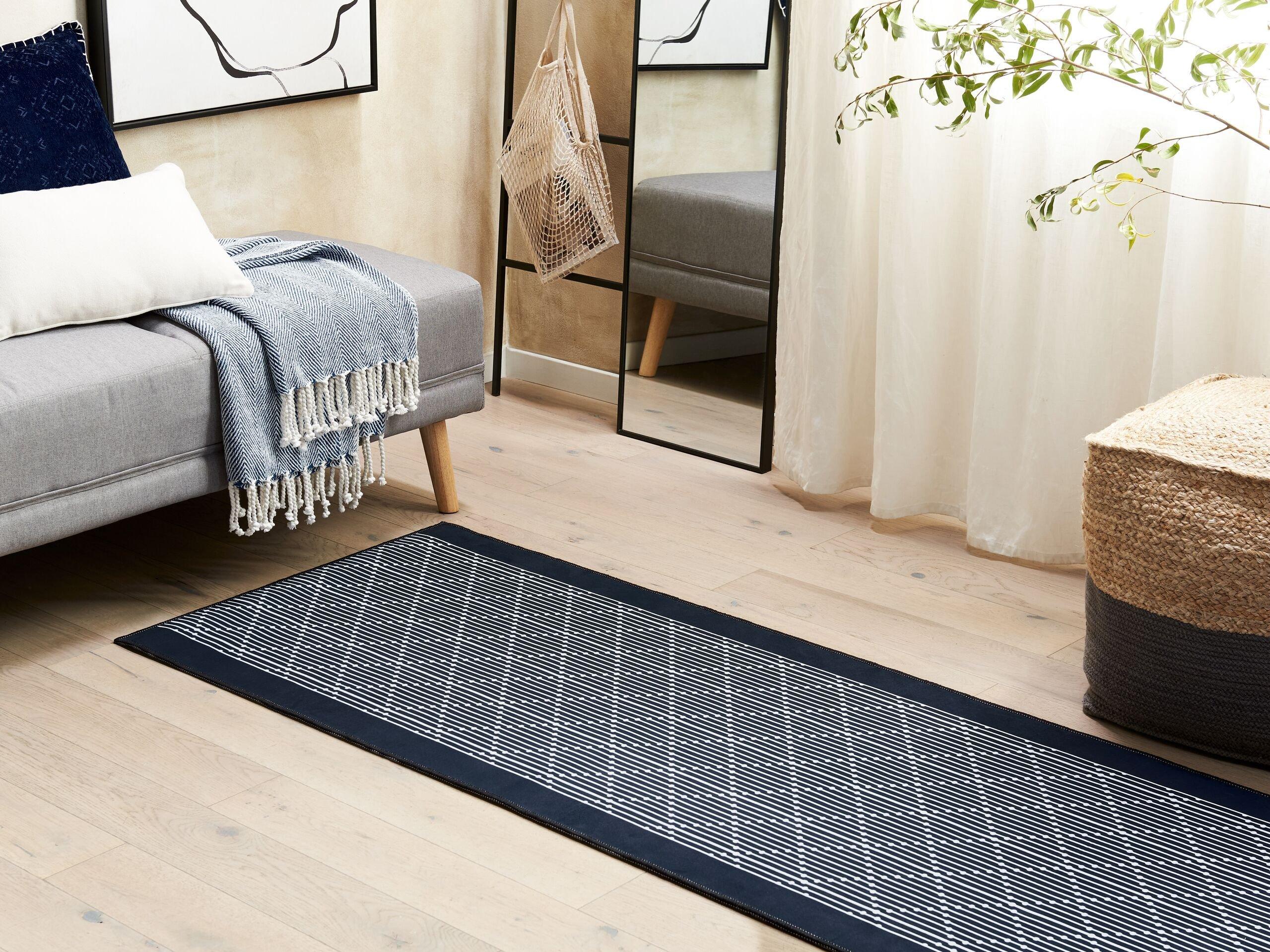 Beliani Tapis en Polyester Traditionnel CHARVAD  