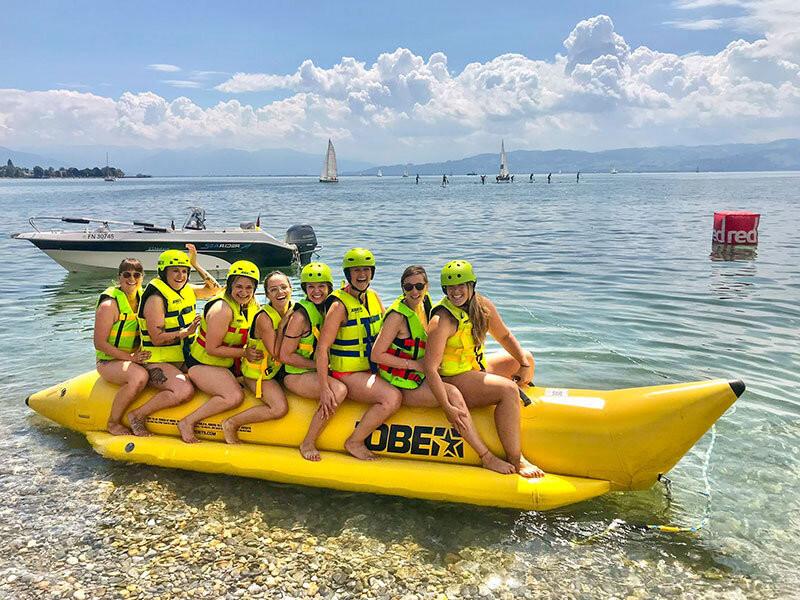 Smartbox  Divertimento sul Lago di Costanza con 1 giro in banana tube per 4 persone - Cofanetto regalo 