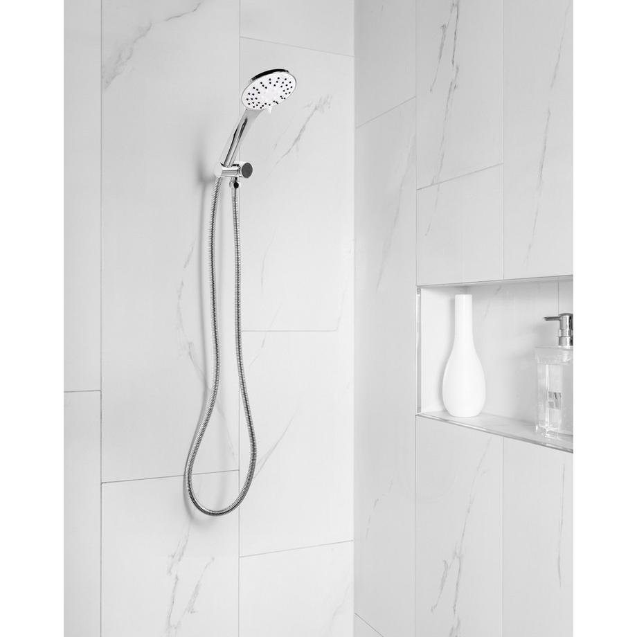 Beliani Kit de pommeau de douche avec tuyau flexible en ABS (matière synthétique durable) Traditionnel CHURUN  