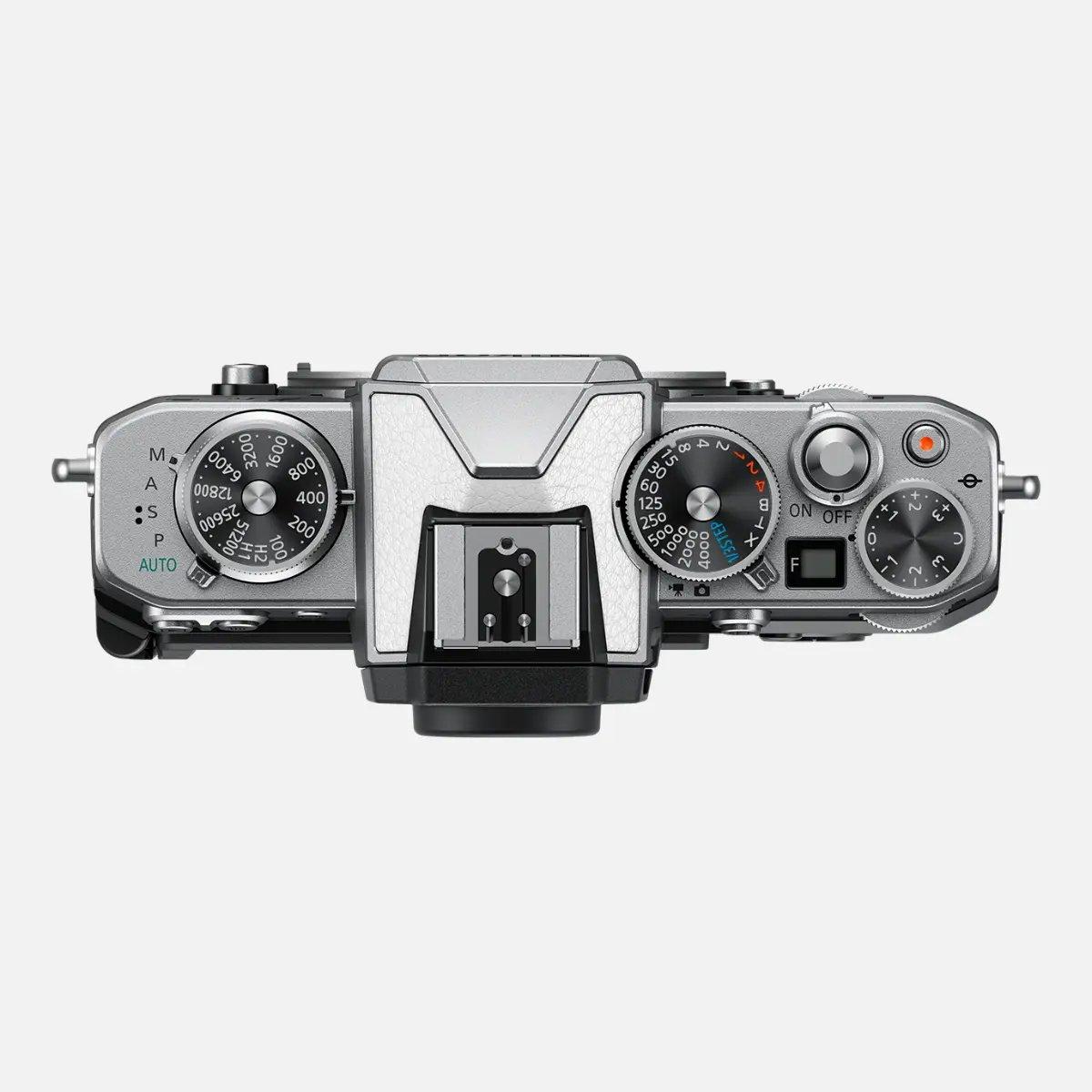 Nikon  Z FC + NIKKOR Z DX 16-50 VR SL 