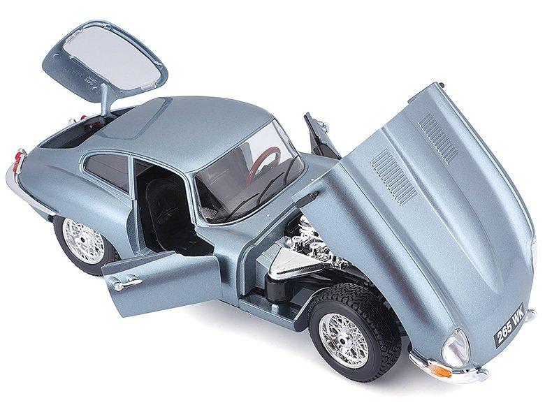 bburago  1:18 Jaguar E-Type Coupe 1961 Blau 