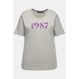 Ulla Popken  T-shirt dal taglio oversize con numeri, scollo a girocollo e mezze maniche 