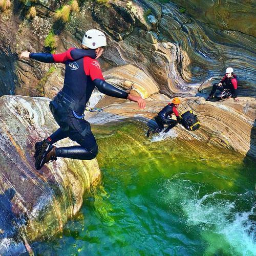 Image of Canyoning Im Maggiatal (für 1 Person) Unisex