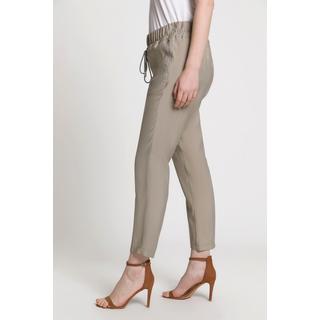 Ulla Popken  Pantaloni a 7/8 con taglio della gamba aderente, cintura elastica e tasche con zip 