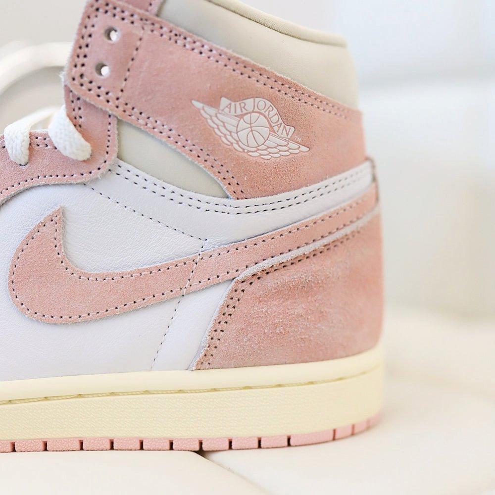 NIKE  Air Jordan 1 - High OG Washed Pink 