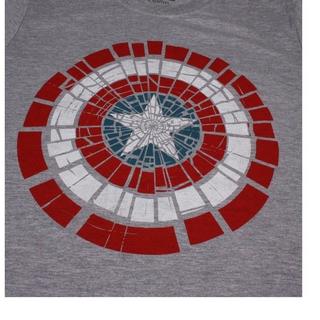CAPTAIN AMERICA Broken Shield T-Shirt  