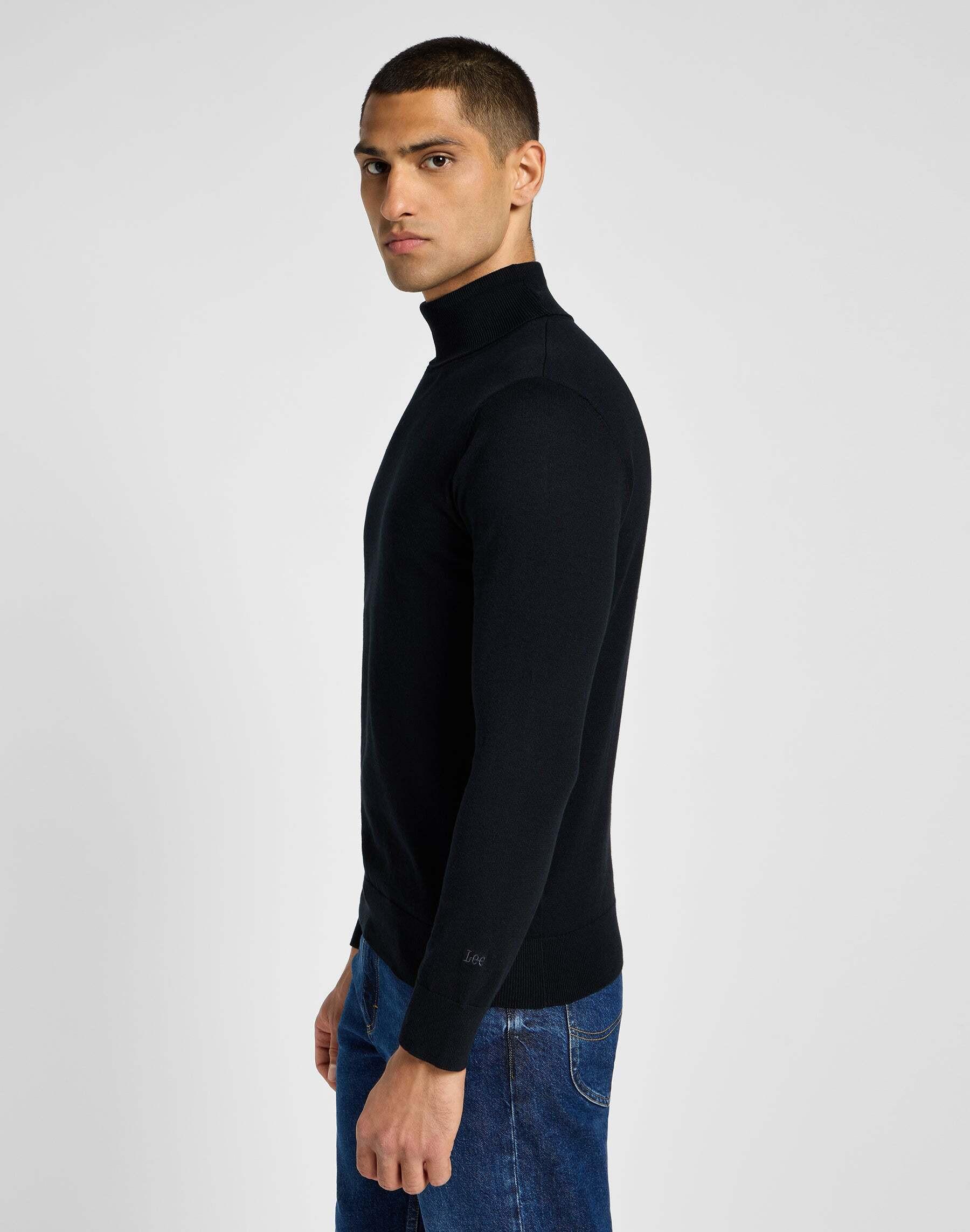 Lee Turtle Neck Pullover  