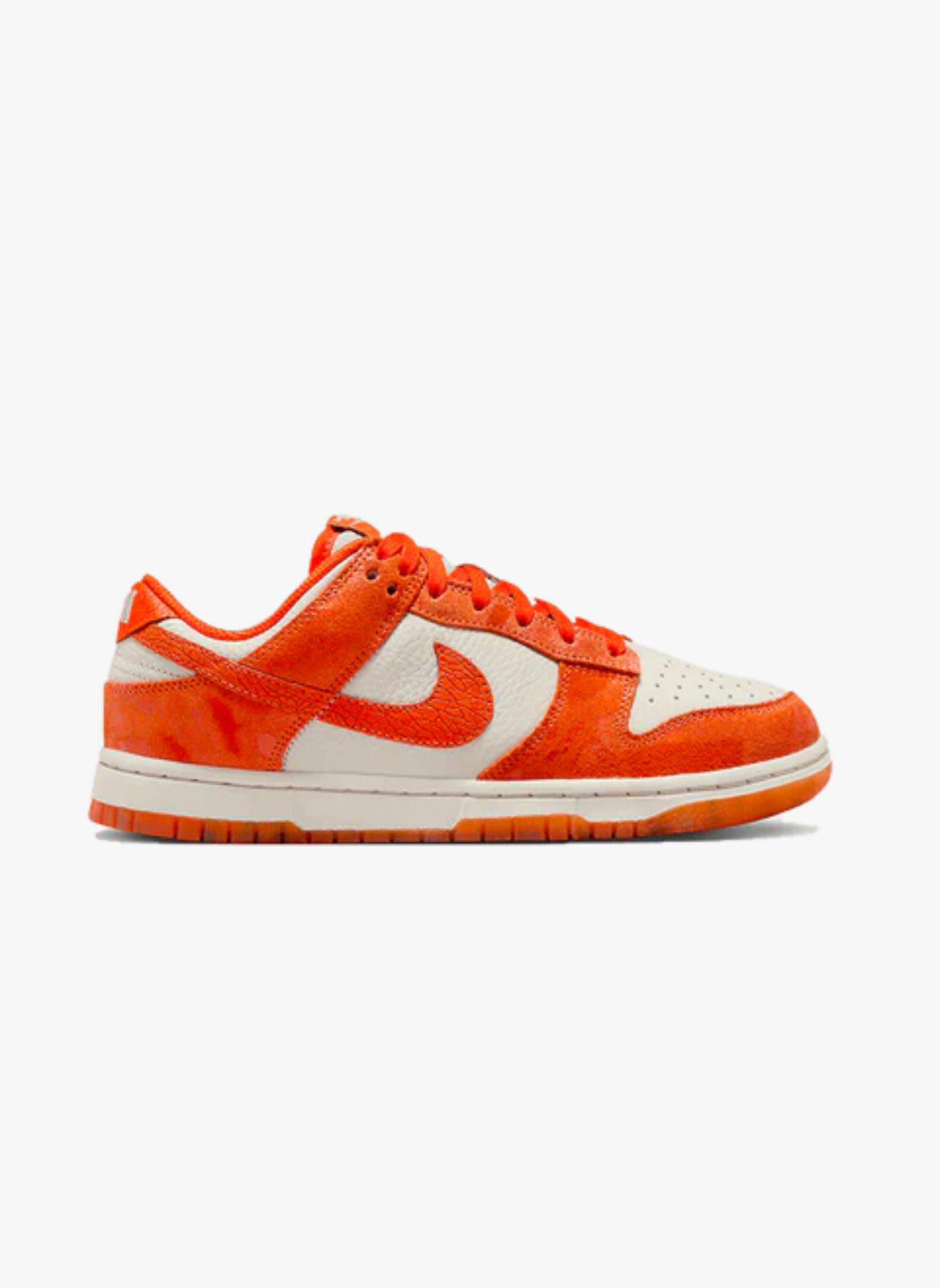 NIKE  Dunk Low Cracked Orange 