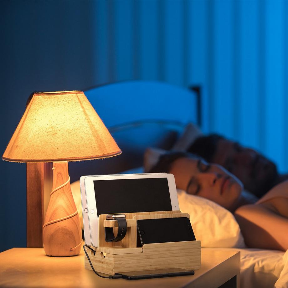 B2X  Ladestation für mehrere Geräte 