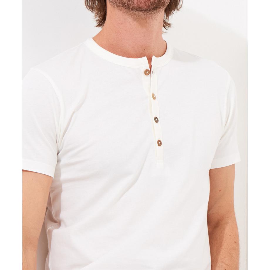 Joe Browns Henley mit Holzknopfleiste  